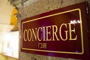 Hotel Morales Historical & Colonial Downtown Core