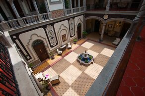 Hotel Morales Historical & Colonial Downtown Core
