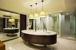 Emporium Suites by Chatrium