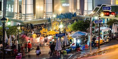 Emporium Suites by Chatrium