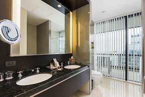 Emporium Suites by Chatrium