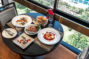 Emporium Suites by Chatrium