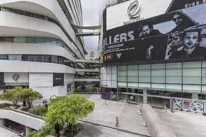 Emporium Suites by Chatrium