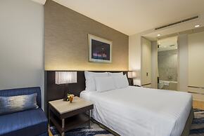 Emporium Suites by Chatrium