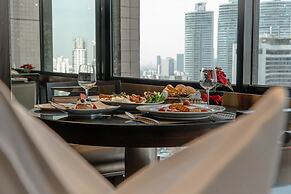 Emporium Suites by Chatrium