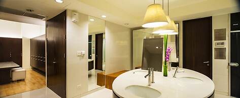 Emporium Suites by Chatrium