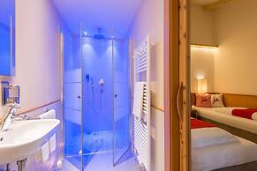 Hotel Emmy - five elements