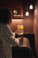 Hotel Emmy - five elements