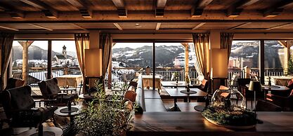 Hotel Emmy - five elements