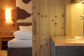 Hotel Emmy - five elements
