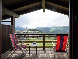 Hotel Emmy - five elements