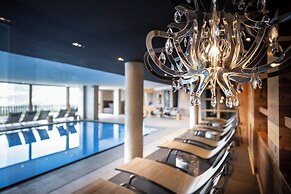 Hotel Emmy - five elements