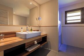 Hotel Emmy - five elements