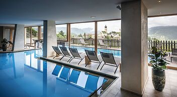 Hotel Emmy - five elements