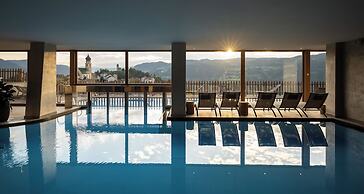 Hotel Emmy - five elements