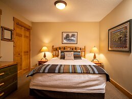 Caribou Highlands Lodge