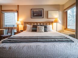 Caribou Highlands Lodge