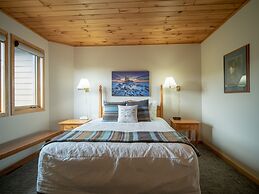 Caribou Highlands Lodge