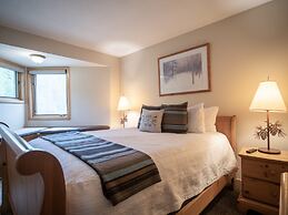 Caribou Highlands Lodge