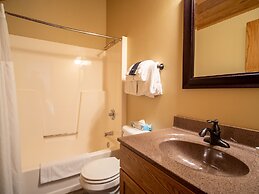 Caribou Highlands Lodge