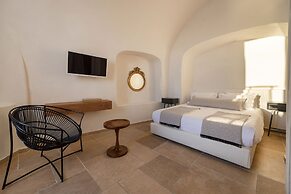 La Maltese Caldera Concept