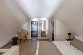 La Maltese Caldera Concept