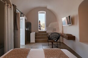 La Maltese Caldera Concept