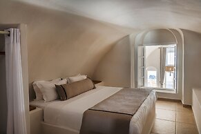 La Maltese Caldera Concept