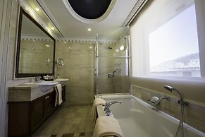 Columbia Beach Resort