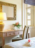 Columbia Beach Resort