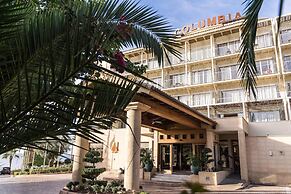 Columbia Beach Resort