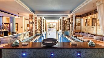 Columbia Beach Resort