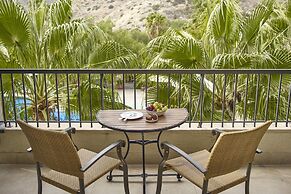 Columbia Beach Resort