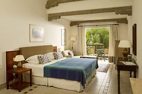 Columbia Beach Resort