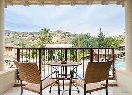 Columbia Beach Resort