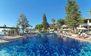 Columbia Beach Resort