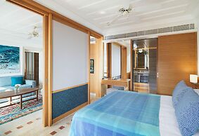 Columbia Beach Resort