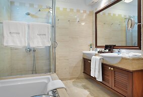 Columbia Beach Resort