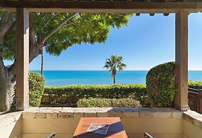 Columbia Beach Resort