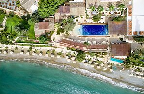 Columbia Beach Resort