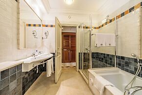 Columbia Beach Resort