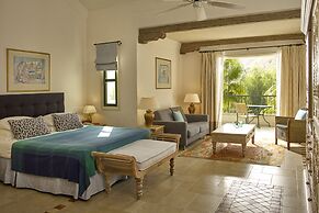 Columbia Beach Resort