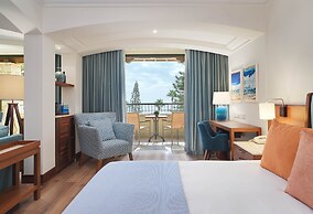 Columbia Beach Resort