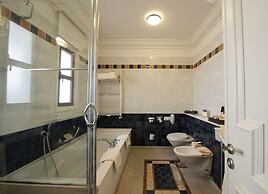 Columbia Beach Resort