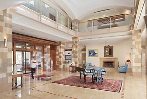 Columbia Beach Resort