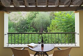 Columbia Beach Resort