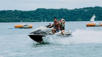 CC Beach Front Papagayo All Inclusive