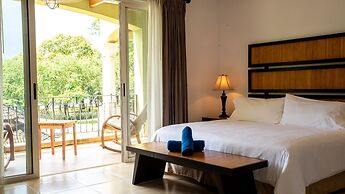 CC Beach Front Papagayo All Inclusive