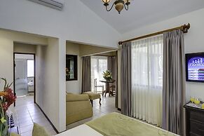 CC Beach Front Papagayo All Inclusive