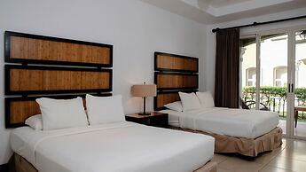 CC Beach Front Papagayo All Inclusive